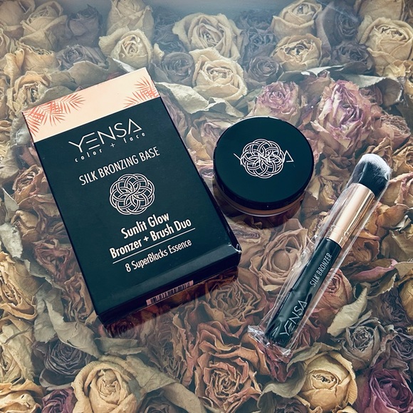 Yensa Color & Face Silk Bronzing Base - Picture 1 of 3